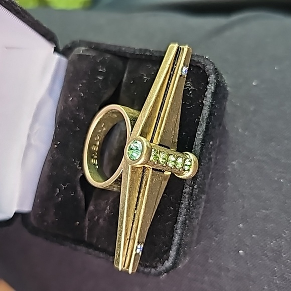 Ring - Picture 9 of 9